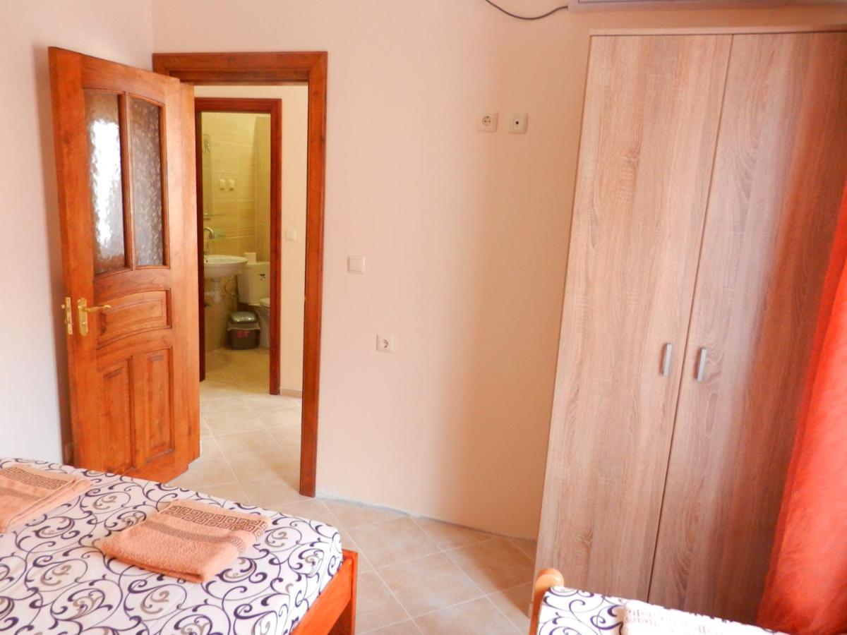 Guest House Villa Leonardo Herceg Novi Exterior photo