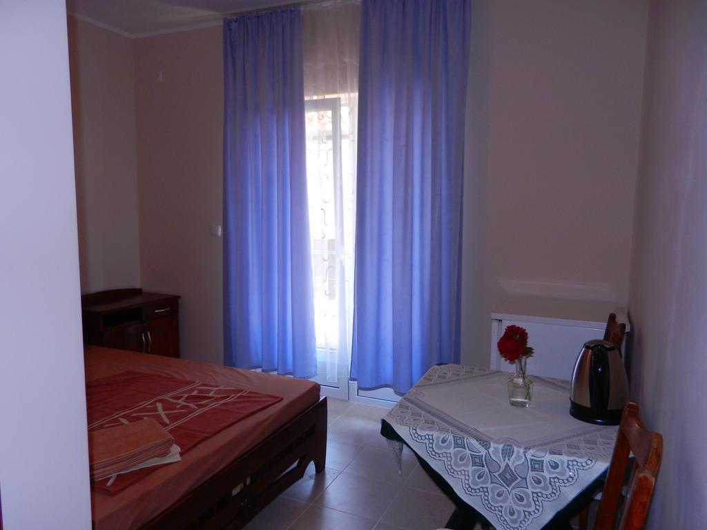Guest House Villa Leonardo Herceg Novi Room photo