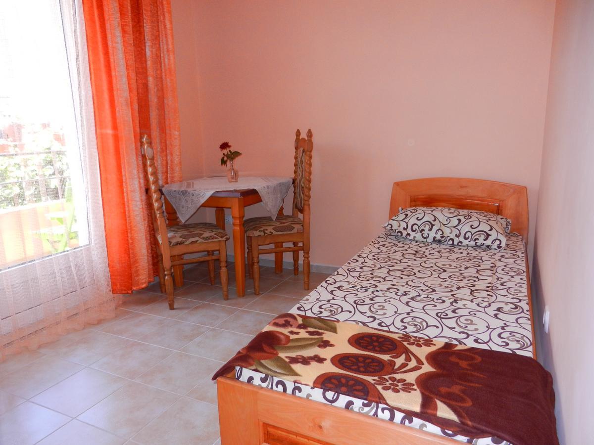Guest House Villa Leonardo Herceg Novi Exterior photo